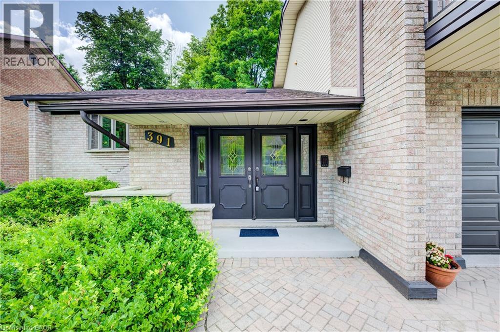 391 Northlake Drive, Waterloo, Ontario  N2V 1W8 - Photo 4 - 40768876