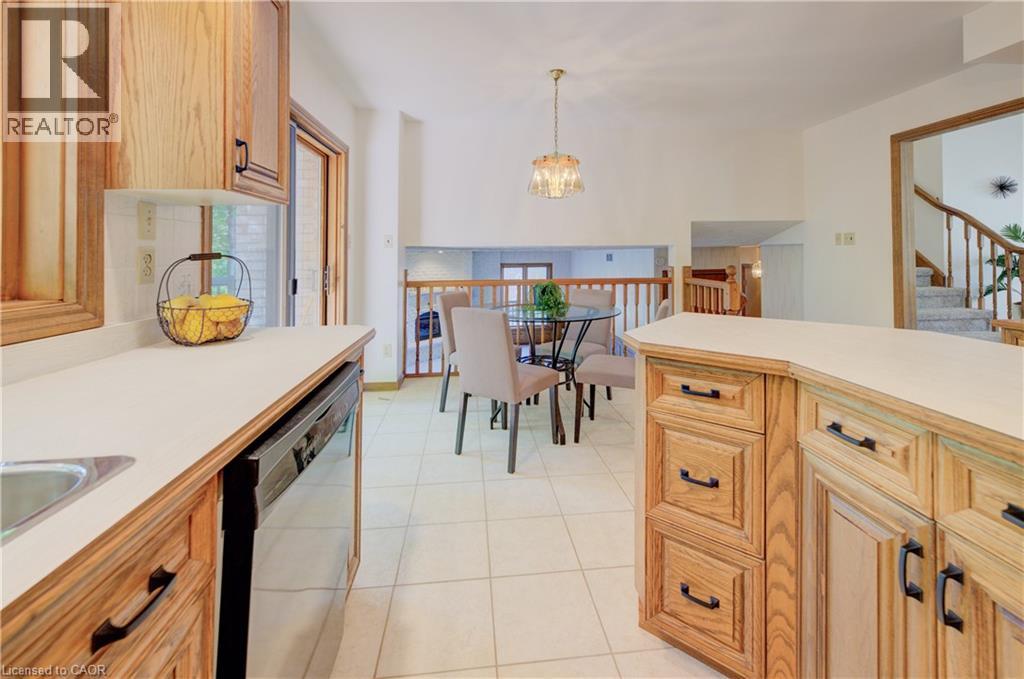 391 Northlake Drive, Waterloo, Ontario  N2V 1W8 - Photo 16 - 40768876