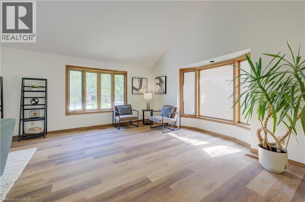 391 Northlake Drive, Waterloo, Ontario  N2V 1W8 - Photo 10 - 40768876