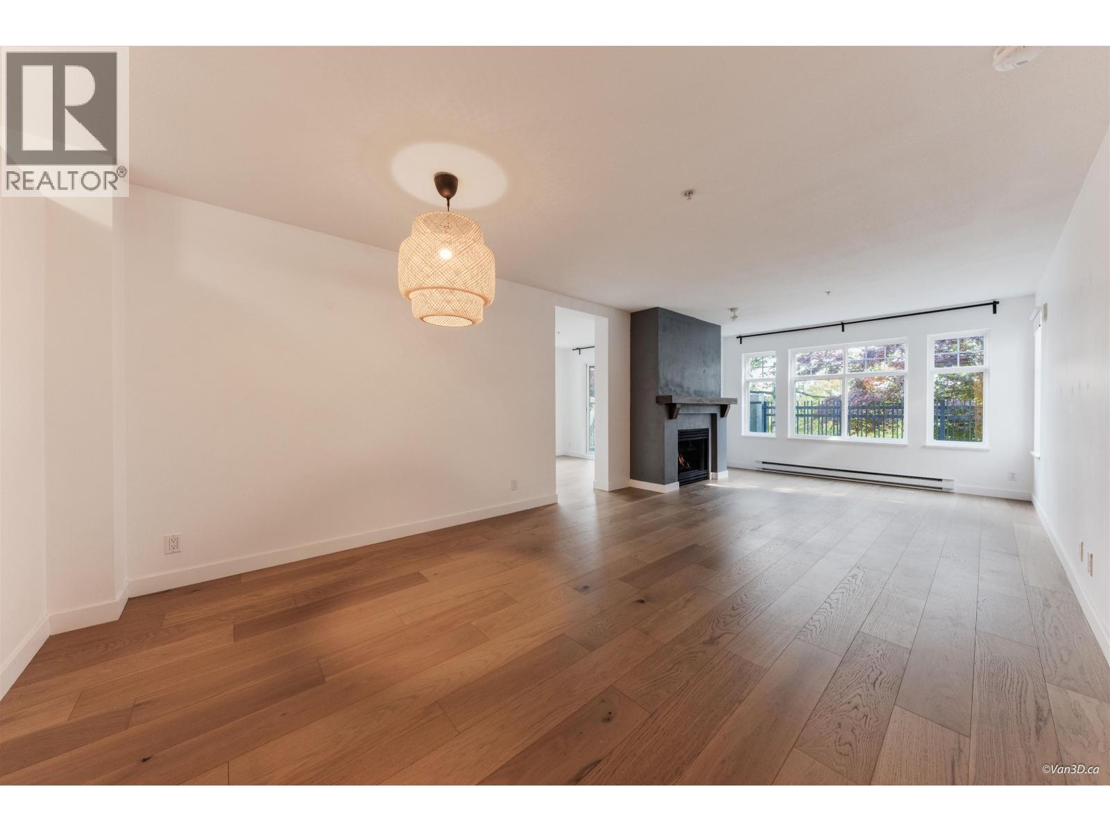 111 1432 Parkway Boulevard, Coquitlam, British Columbia V3E 3L9 - Photo 2 - R3059998