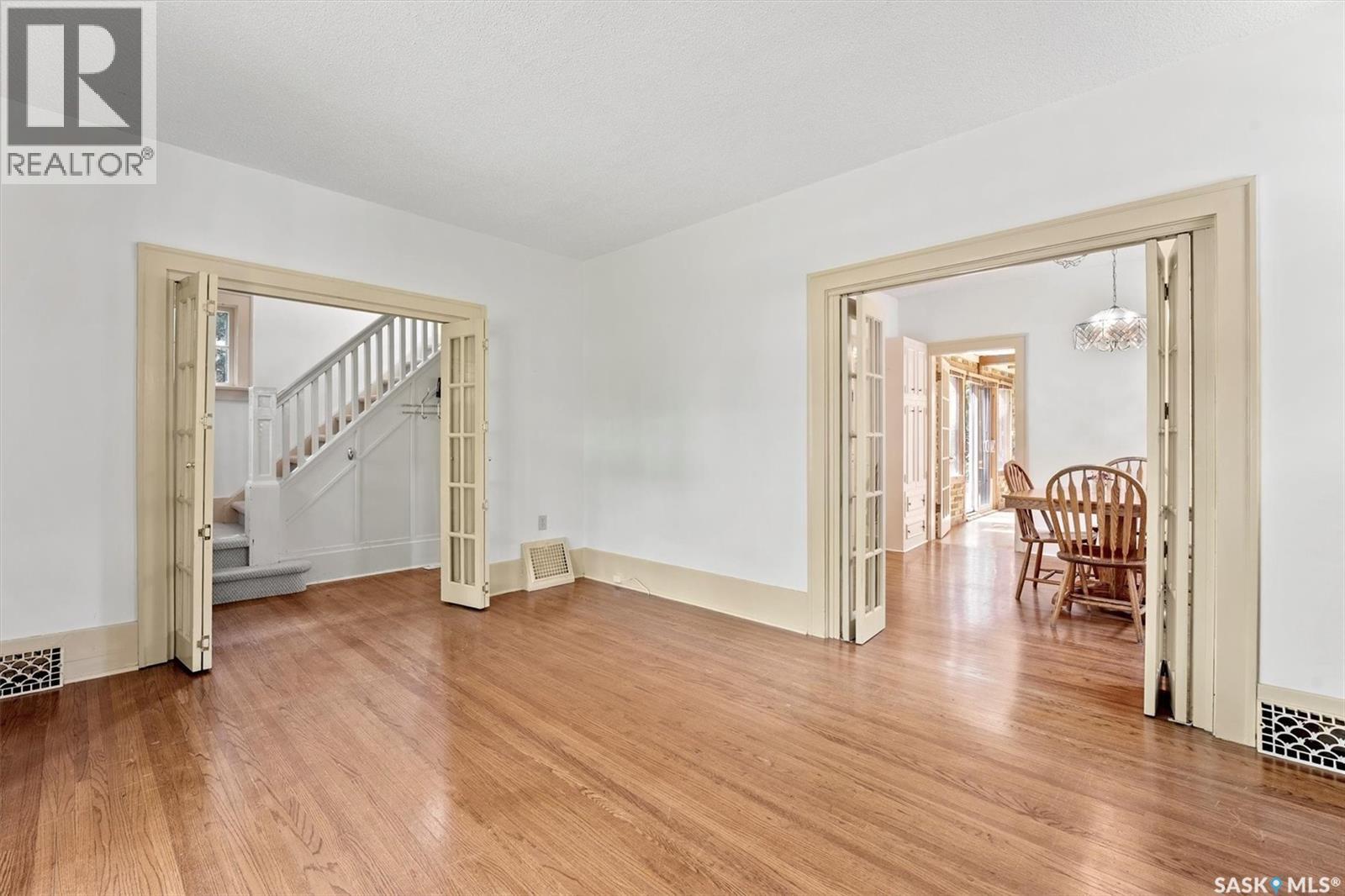 811 9th Avenue N, Saskatoon, Saskatchewan  S7K 2Z1 - Photo 10 - SK024266