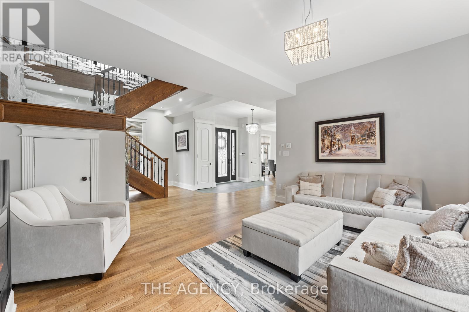 83 Hambly Avenue, King, Ontario  L7B 1J1 - Photo 9 - N12555546