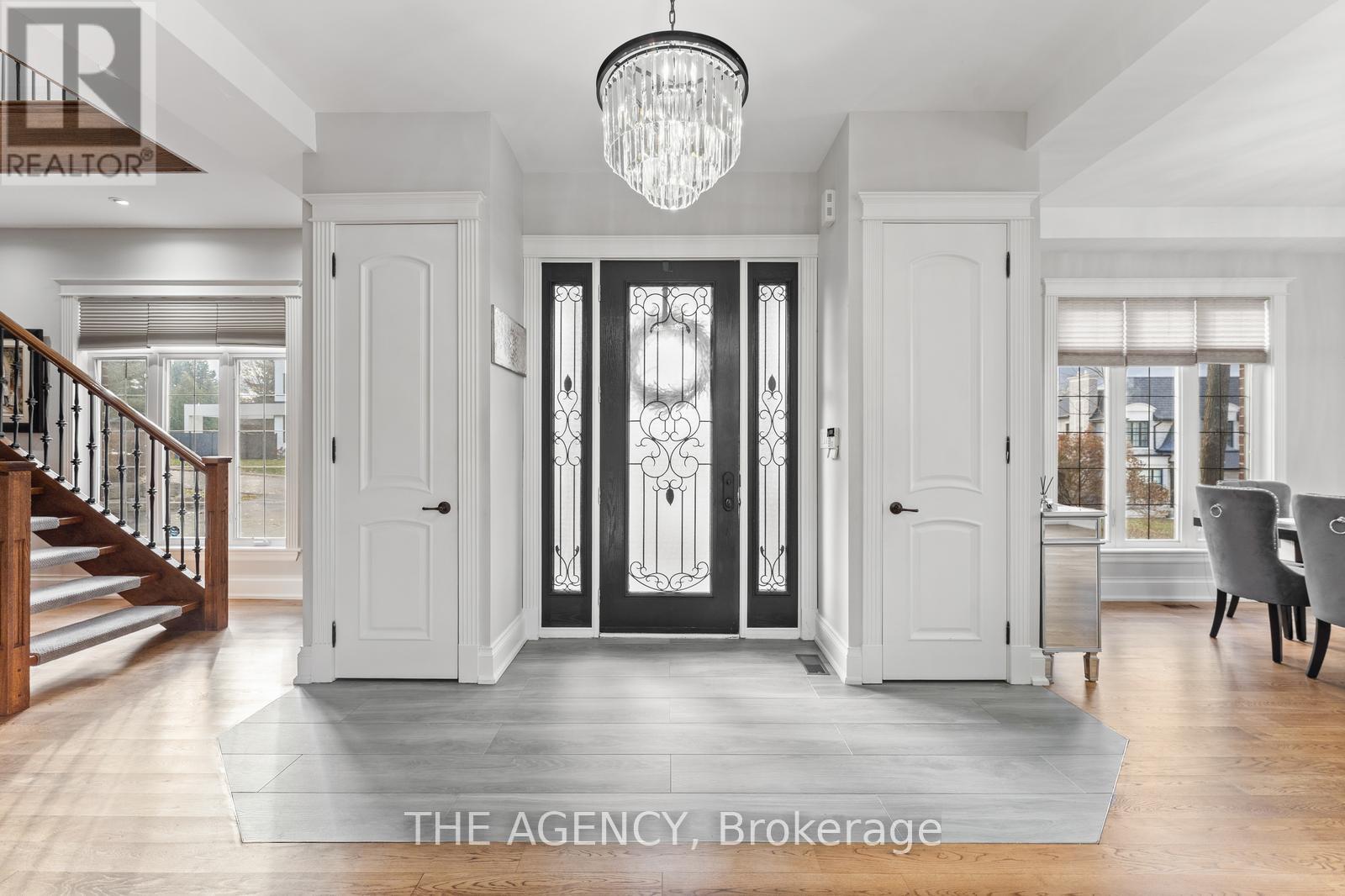 83 Hambly Avenue, King, Ontario  L7B 1J1 - Photo 6 - N12555546