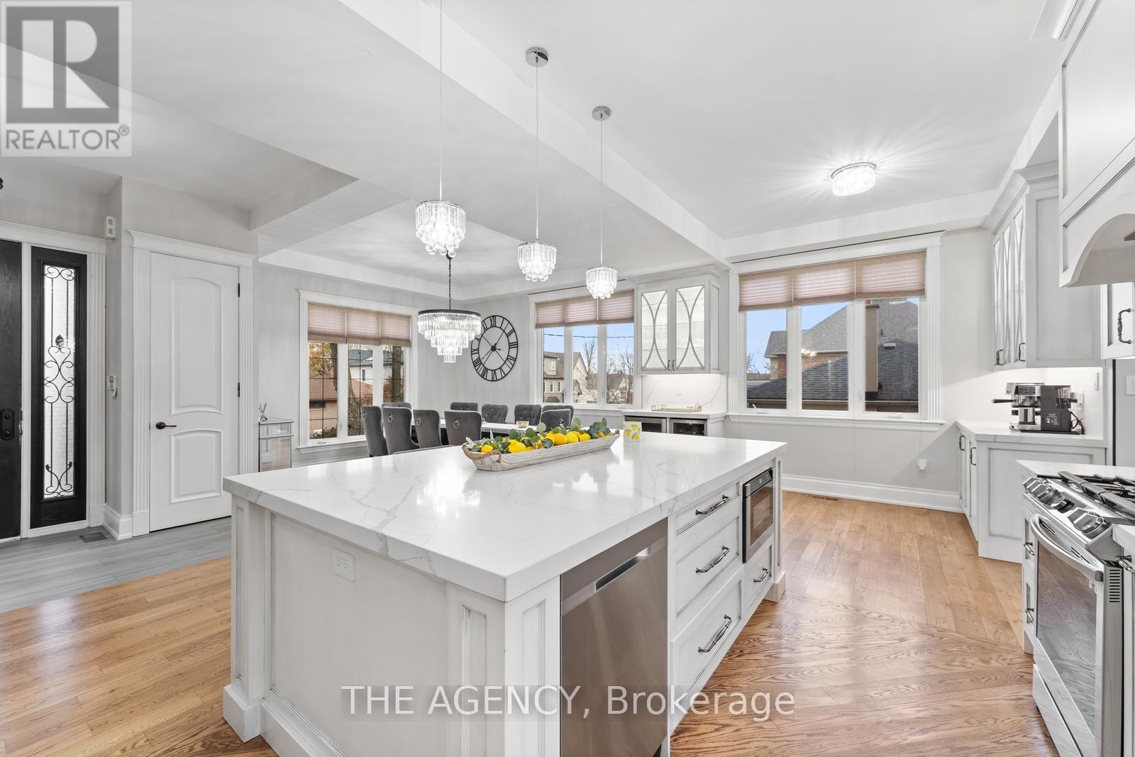 83 Hambly Avenue, King, Ontario  L7B 1J1 - Photo 13 - N12555546