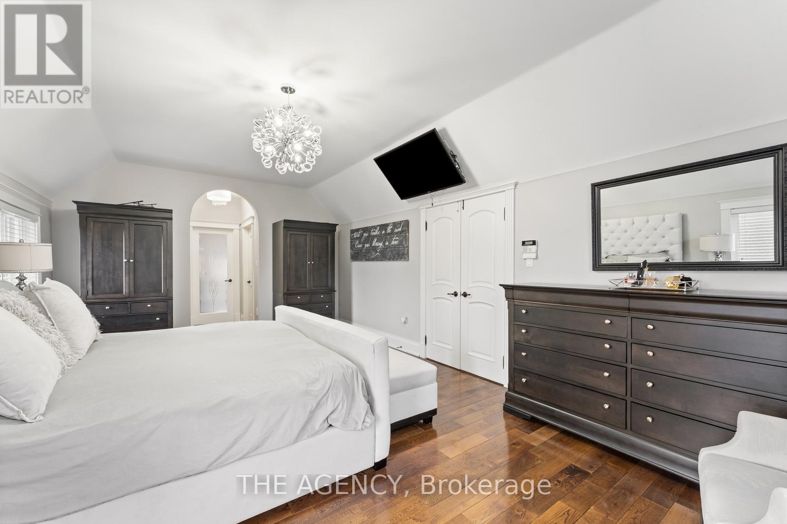 83 Hambly Avenue, King, Ontario  L7B 1J1 - Photo 27 - N12555546