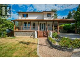 110 CEDAR Avenue, fruitvale, British Columbia