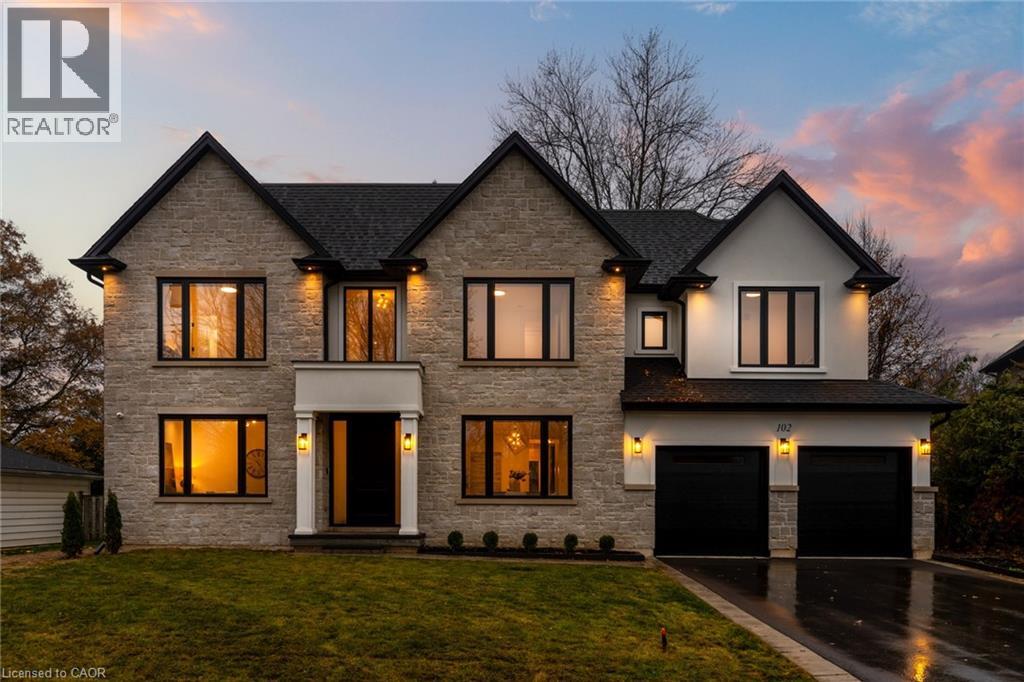 102 CUMMING Court, Ancaster, Ontario