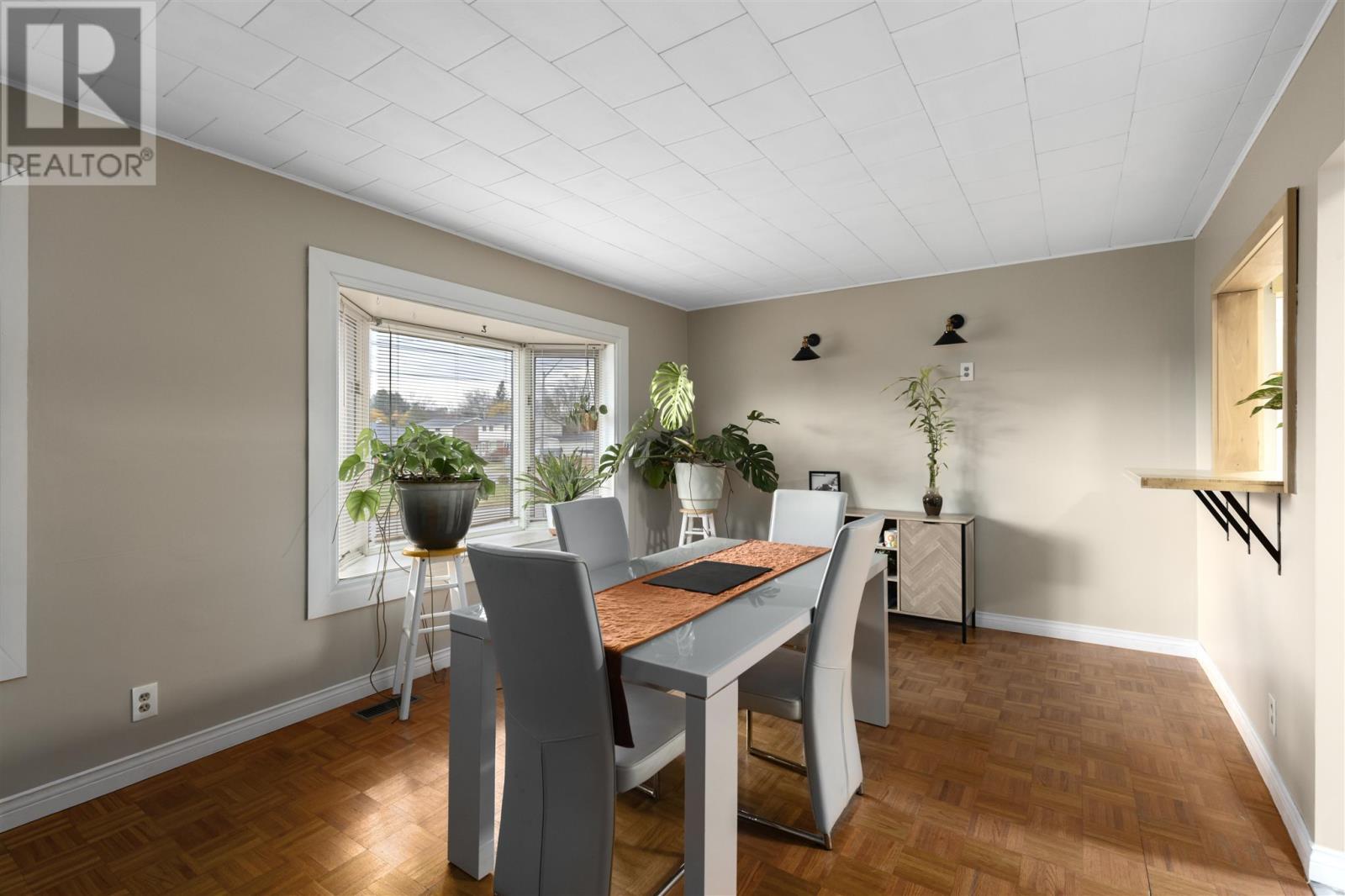 364 Chambers Ave, Sault Ste. Marie, Ontario  P6A 4W5 - Photo 16 - SM253212