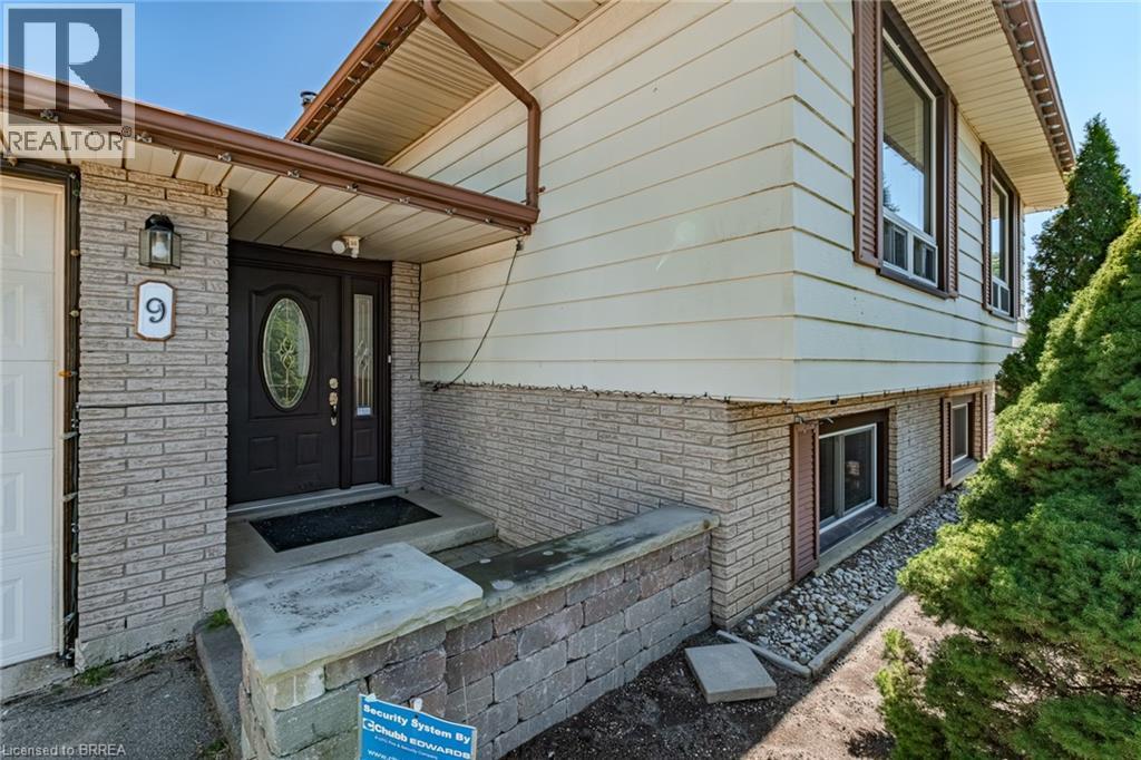 9 Bannister Street, Oakland, Ontario  N0E 1L0 - Photo 3 - 40770545