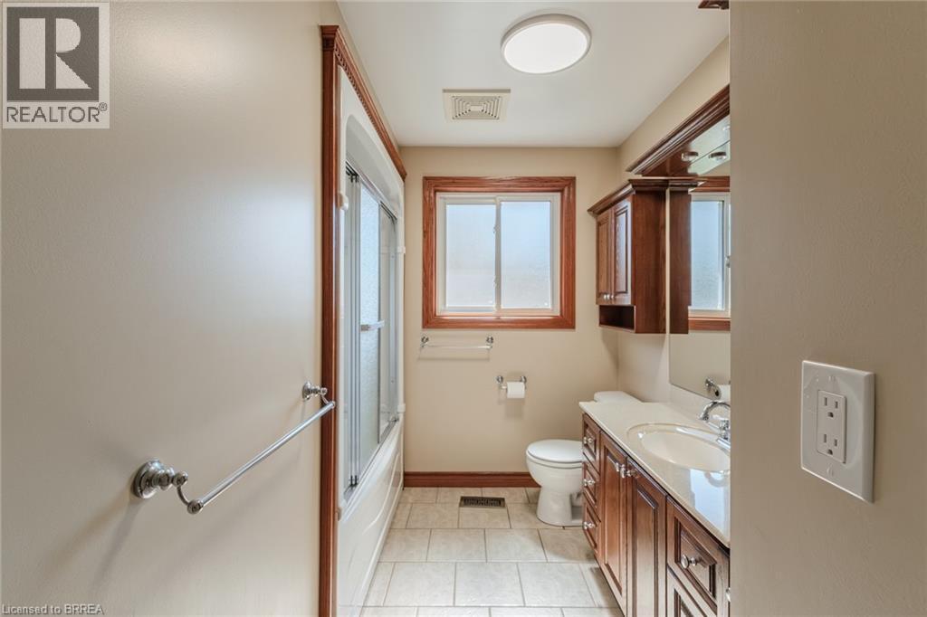 9 Bannister Street, Oakland, Ontario  N0E 1L0 - Photo 16 - 40770545