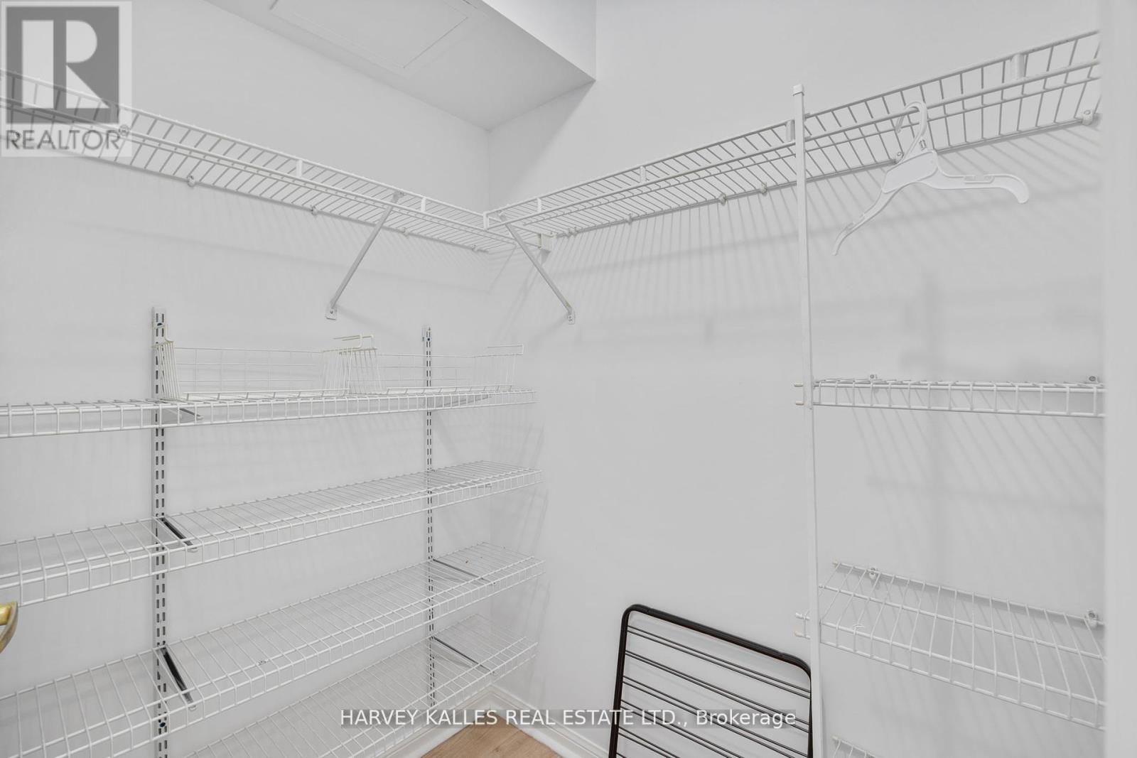 302 - 18 Wanless Avenue, Toronto, Ontario  M4N 3R9 - Photo 18 - C12555842