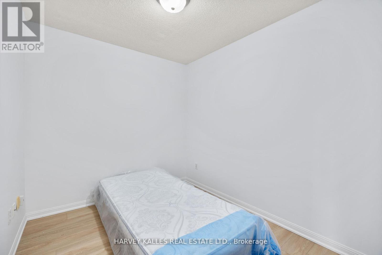 302 - 18 Wanless Avenue, Toronto, Ontario  M4N 3R9 - Photo 20 - C12555842