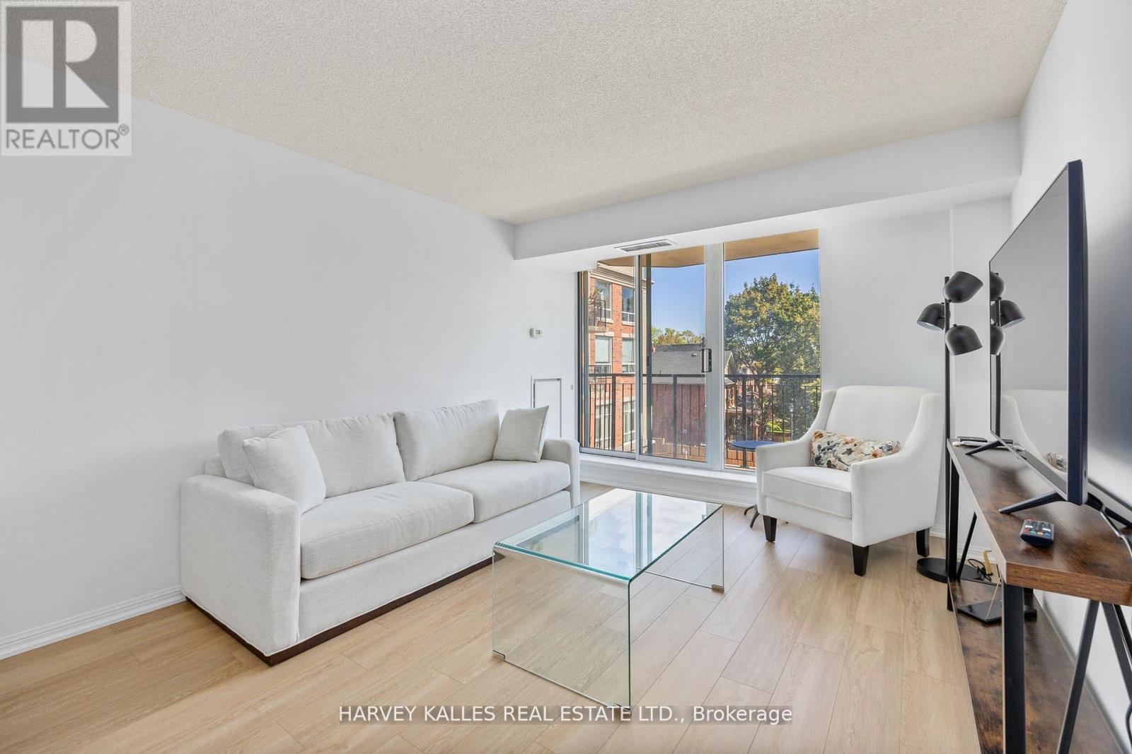 302 - 18 Wanless Avenue, Toronto, Ontario  M4N 3R9 - Photo 9 - C12555842