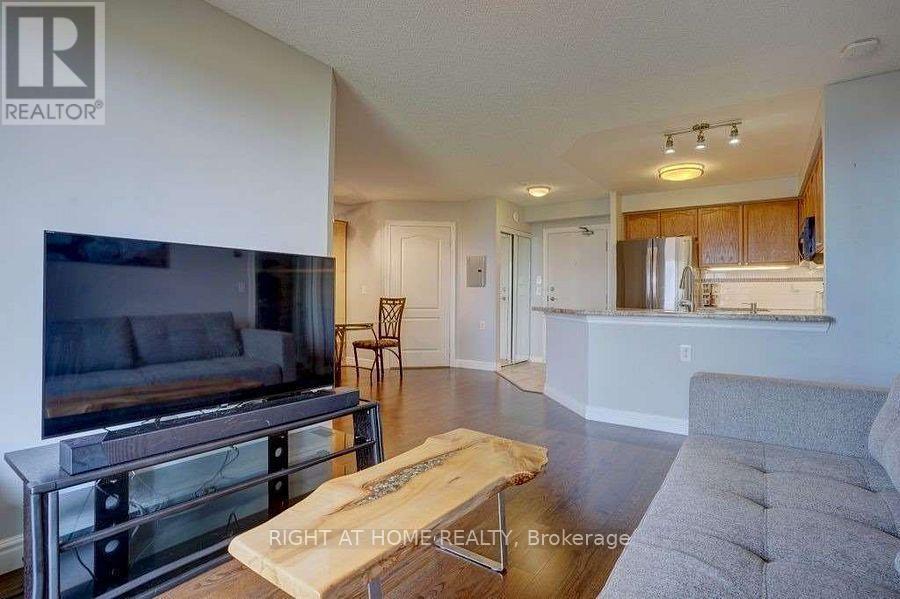 702 - 1030 Sheppard Avenue W, Toronto, Ontario  M3H 6C1 - Photo 12 - C12555850