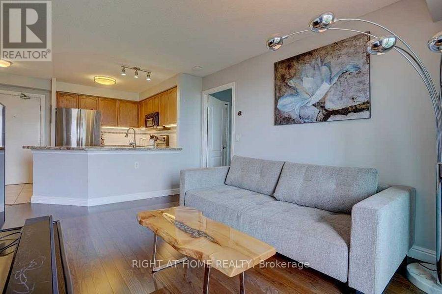 702 - 1030 Sheppard Avenue W, Toronto, Ontario  M3H 6C1 - Photo 19 - C12555850