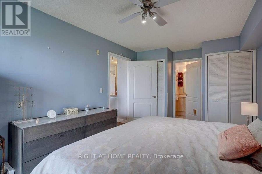 702 - 1030 Sheppard Avenue W, Toronto, Ontario  M3H 6C1 - Photo 5 - C12555850