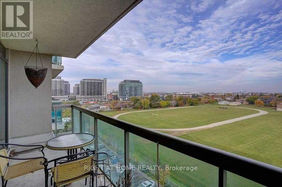 702 - 1030 Sheppard Avenue W, Toronto, Ontario  M3H 6C1 - Photo 9 - C12555850