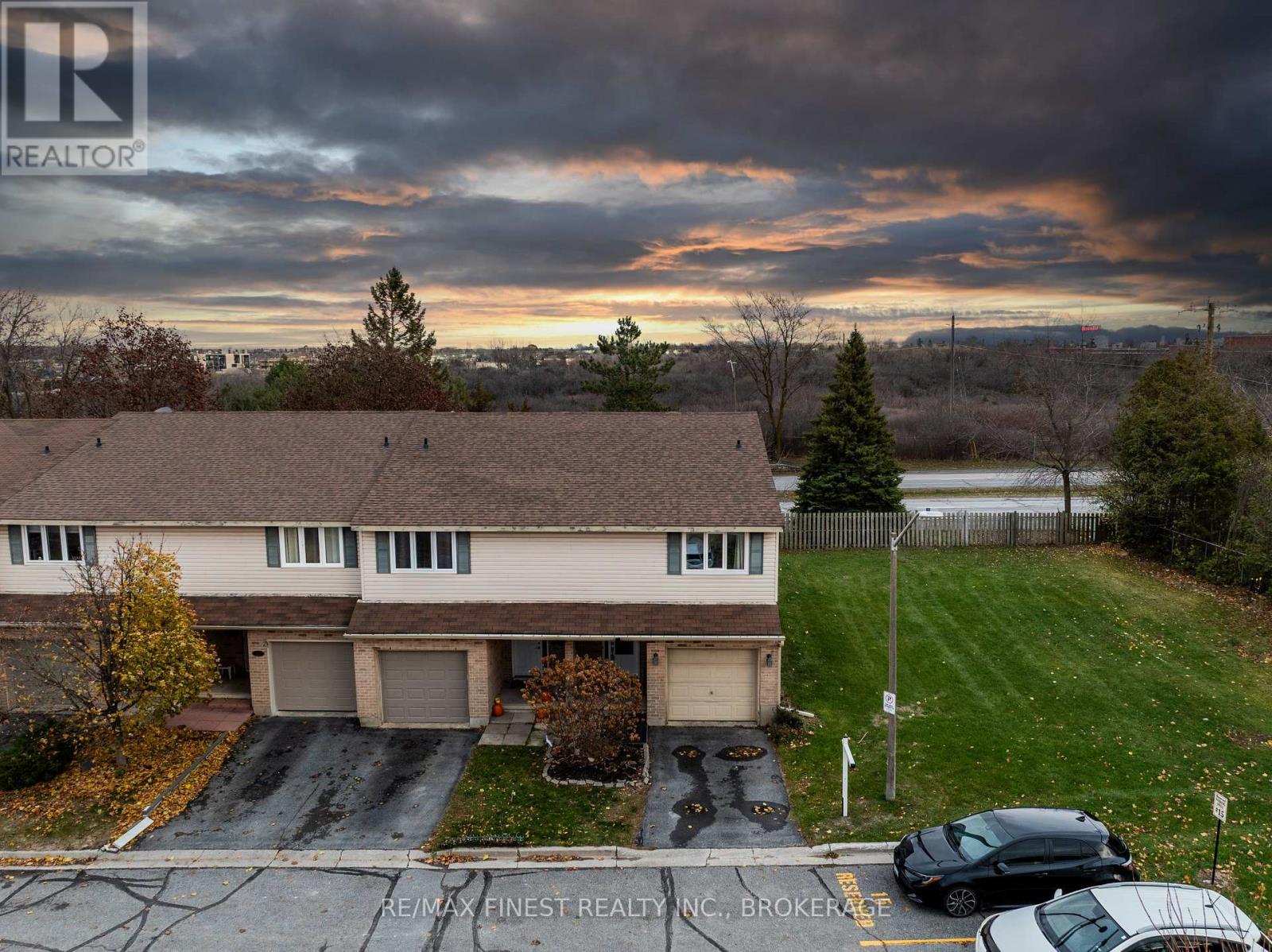 61 - 35 Coventry Crescent, Kingston, Ontario  K7M 7S8 - Photo 3 - X12556104