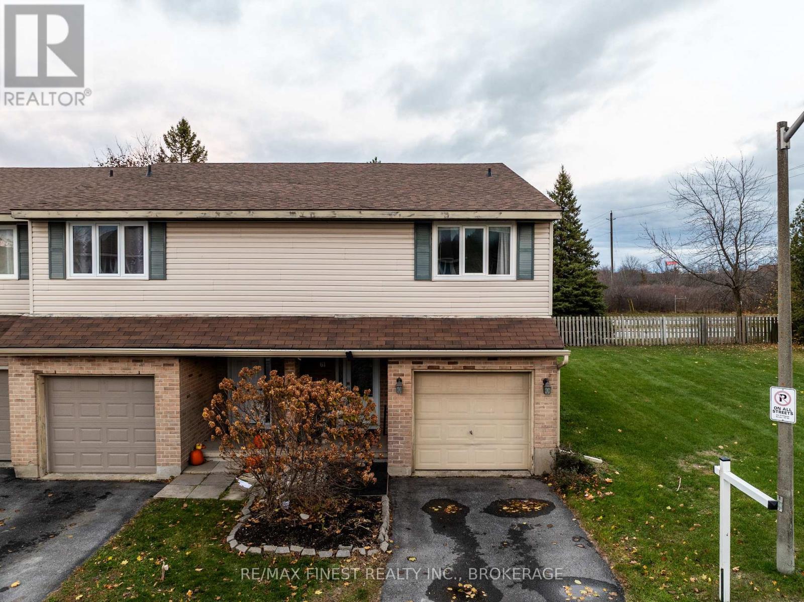 61 - 35 Coventry Crescent, Kingston, Ontario  K7M 7S8 - Photo 4 - X12556104