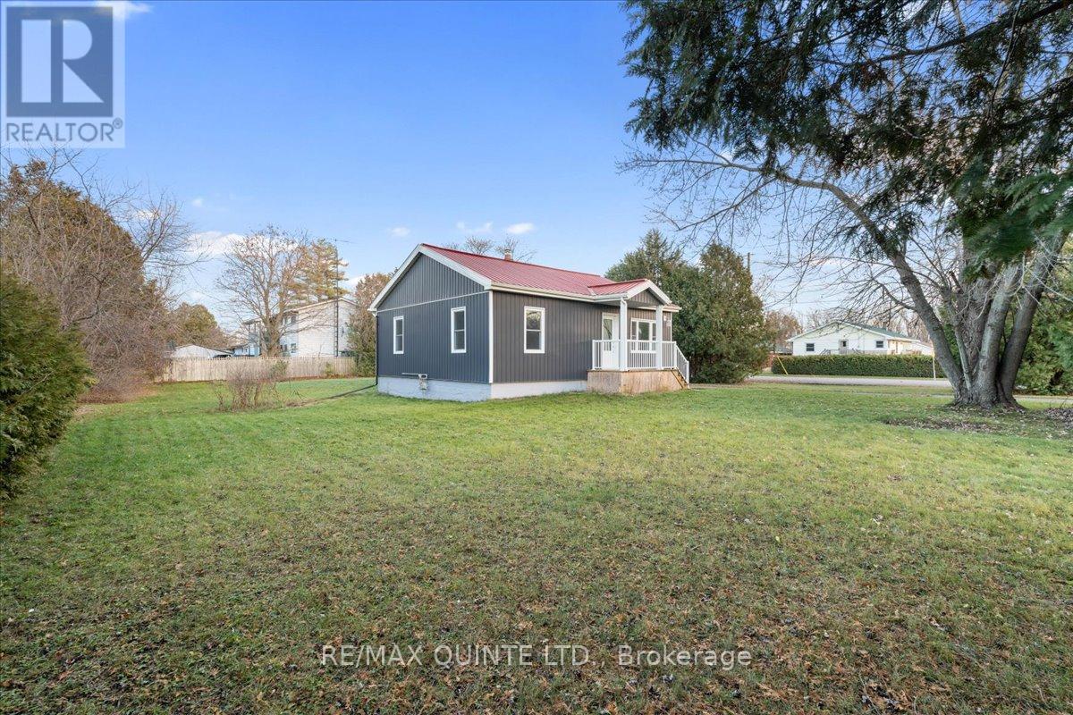 100 Whites Road, Quinte West, Ontario  K8V 5P5 - Photo 25 - X12556066