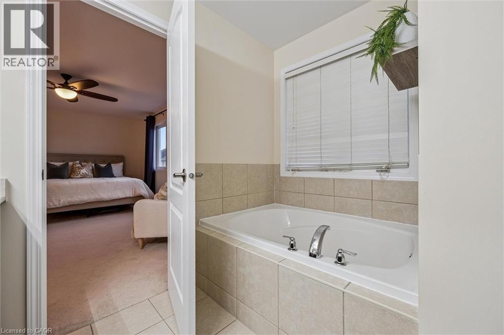 86 Michigan Avenue, Cambridge, Ontario N3C 0C9 - Photo 27 - 40787766