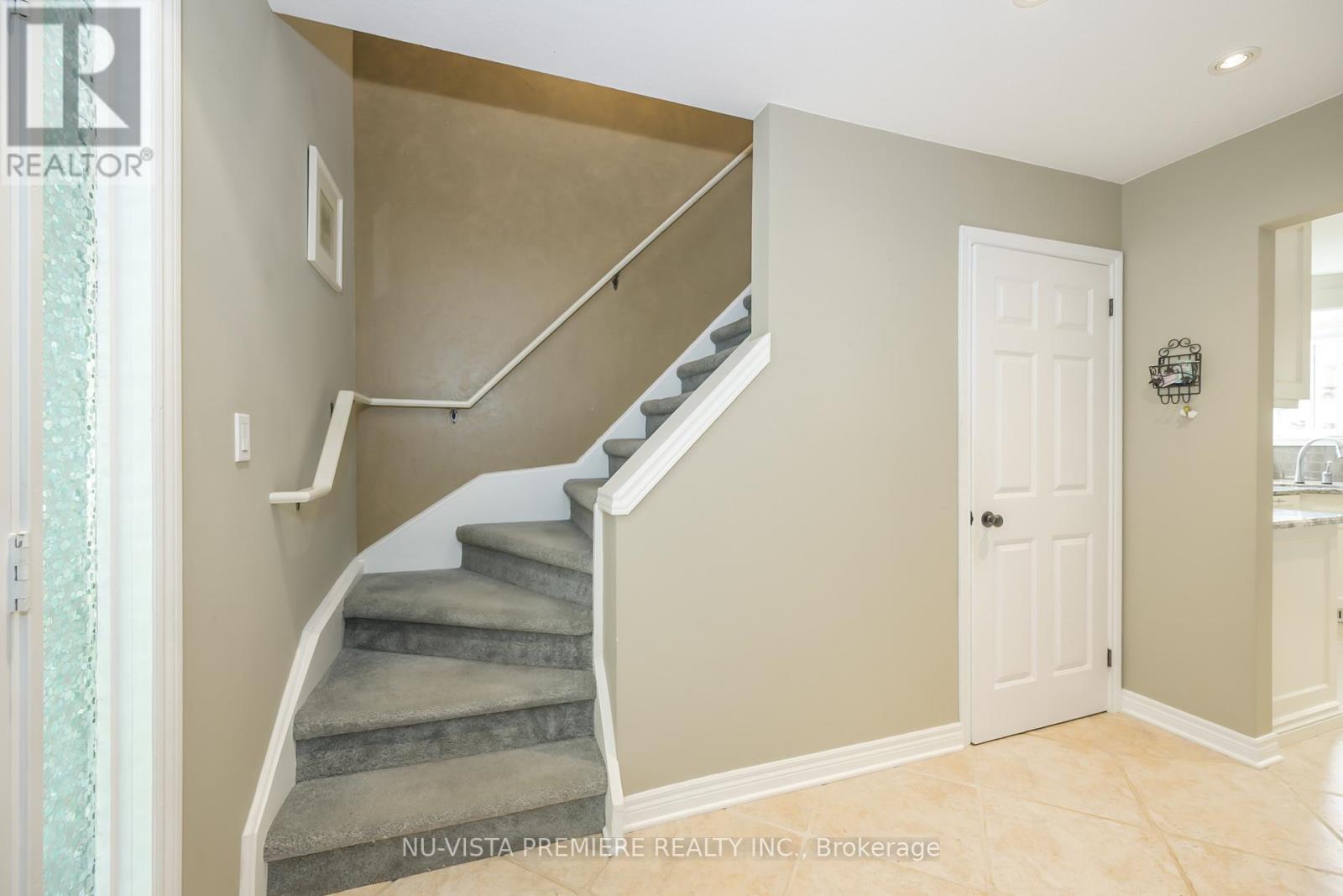237 Castlegrove Boulevard, London North, Ontario  N6G 3Y7 - Photo 6 - X12556052