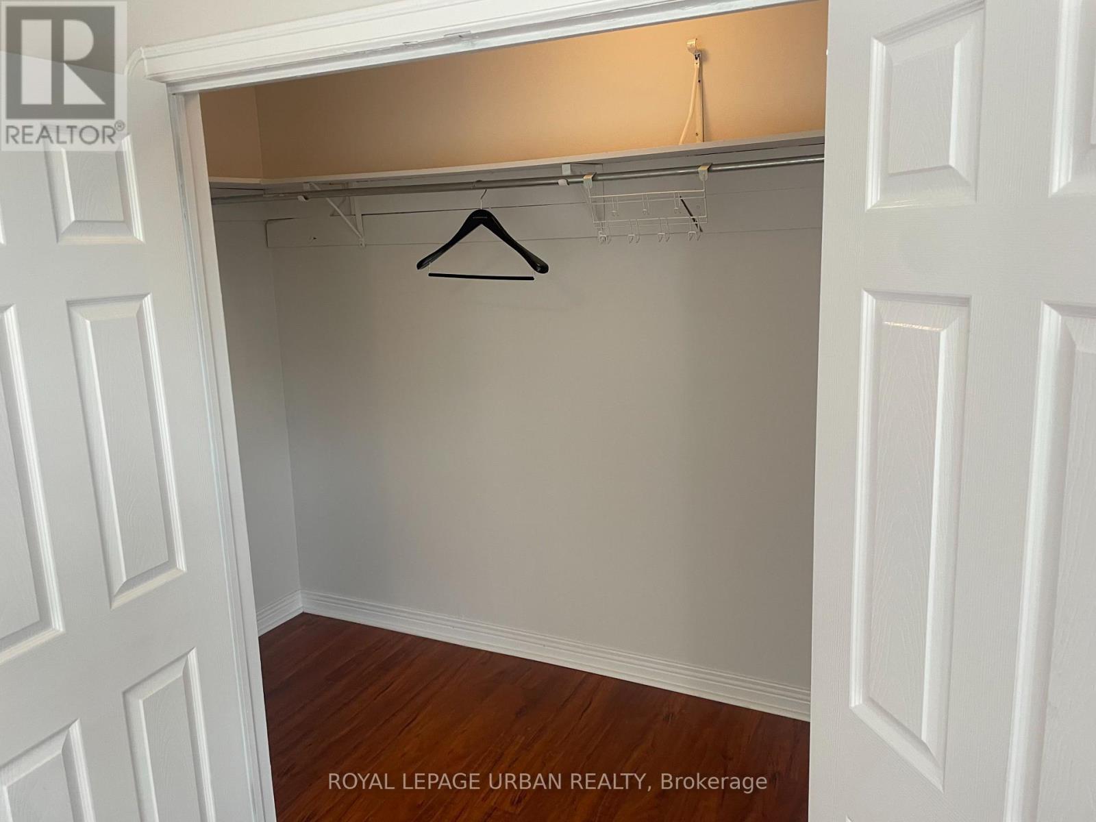 2 - 362 O'connor Drive, Toronto, Ontario  M4J 2V4 - Photo 17 - E12555836