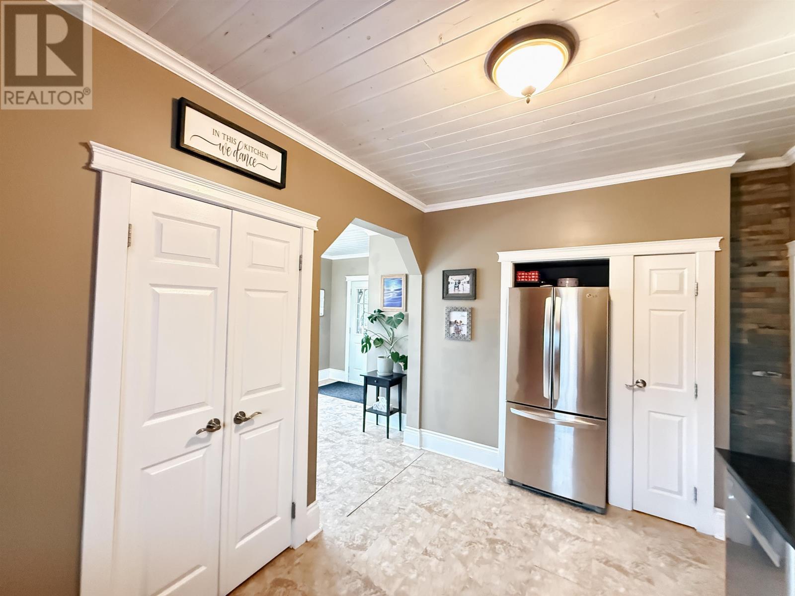 403 May Avenue, Keewatin, Ontario  P0X 1C0 - Photo 12 - TB253496