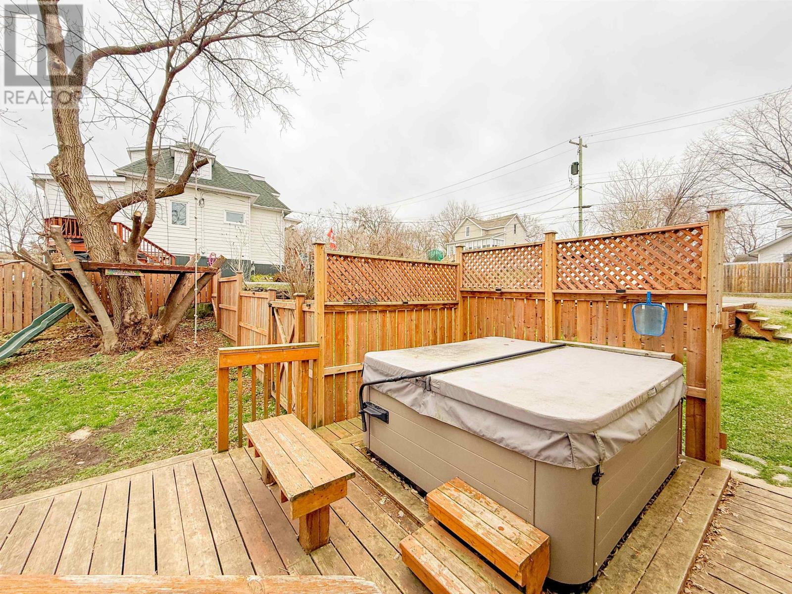 403 May Avenue, Keewatin, Ontario  P0X 1C0 - Photo 4 - TB253496