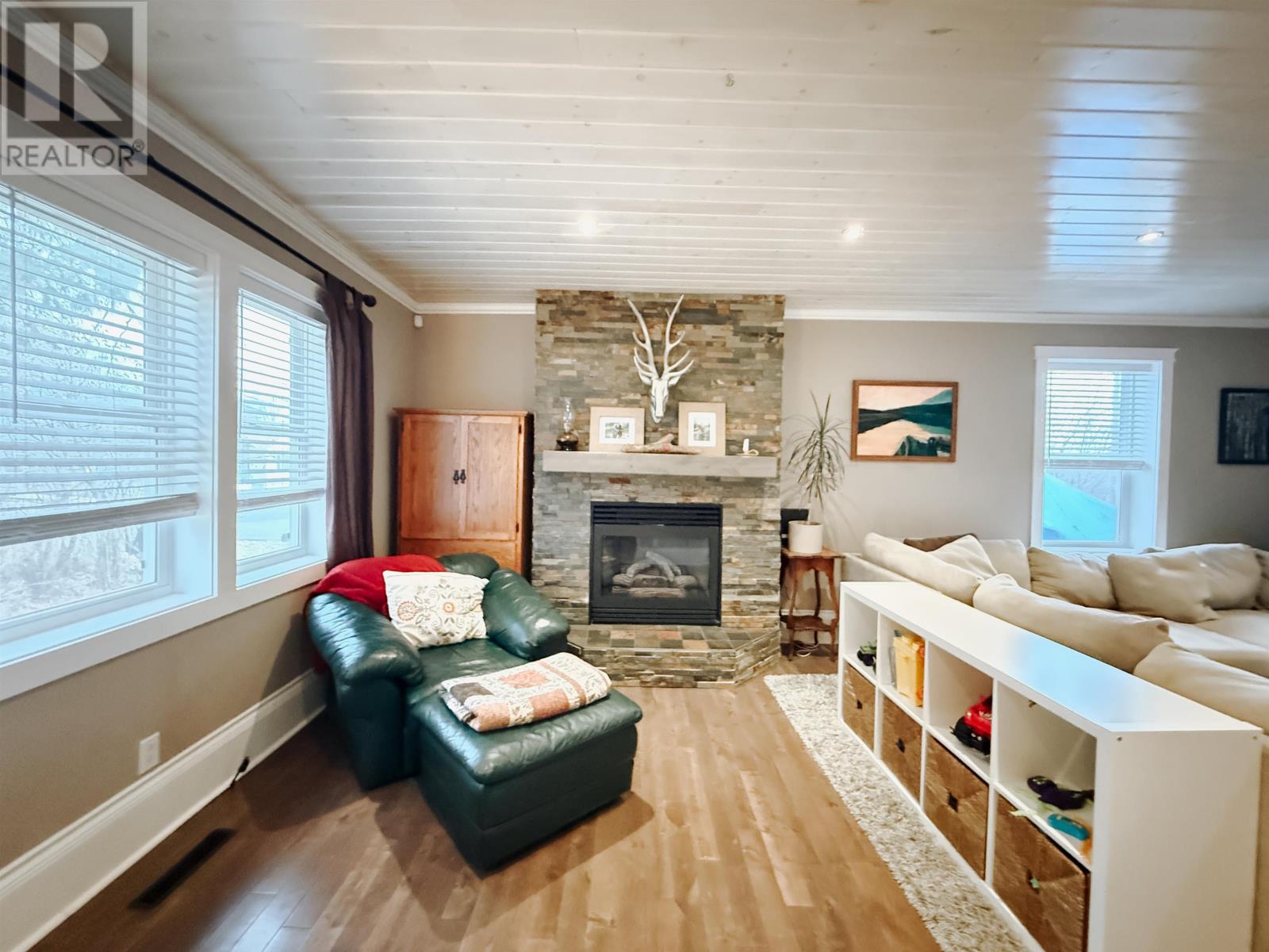 403 May Avenue, Keewatin, Ontario  P0X 1C0 - Photo 7 - TB253496