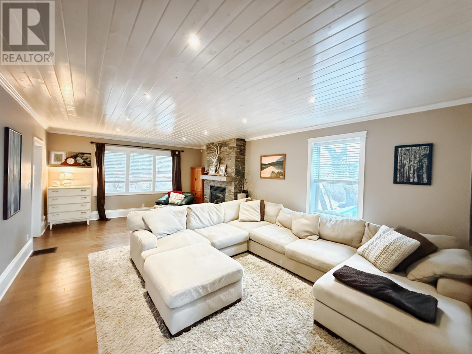 403 May Avenue, Keewatin, Ontario  P0X 1C0 - Photo 8 - TB253496