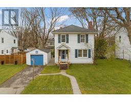 9 BEDFORD CRESCENT, Ottawa, Ontario