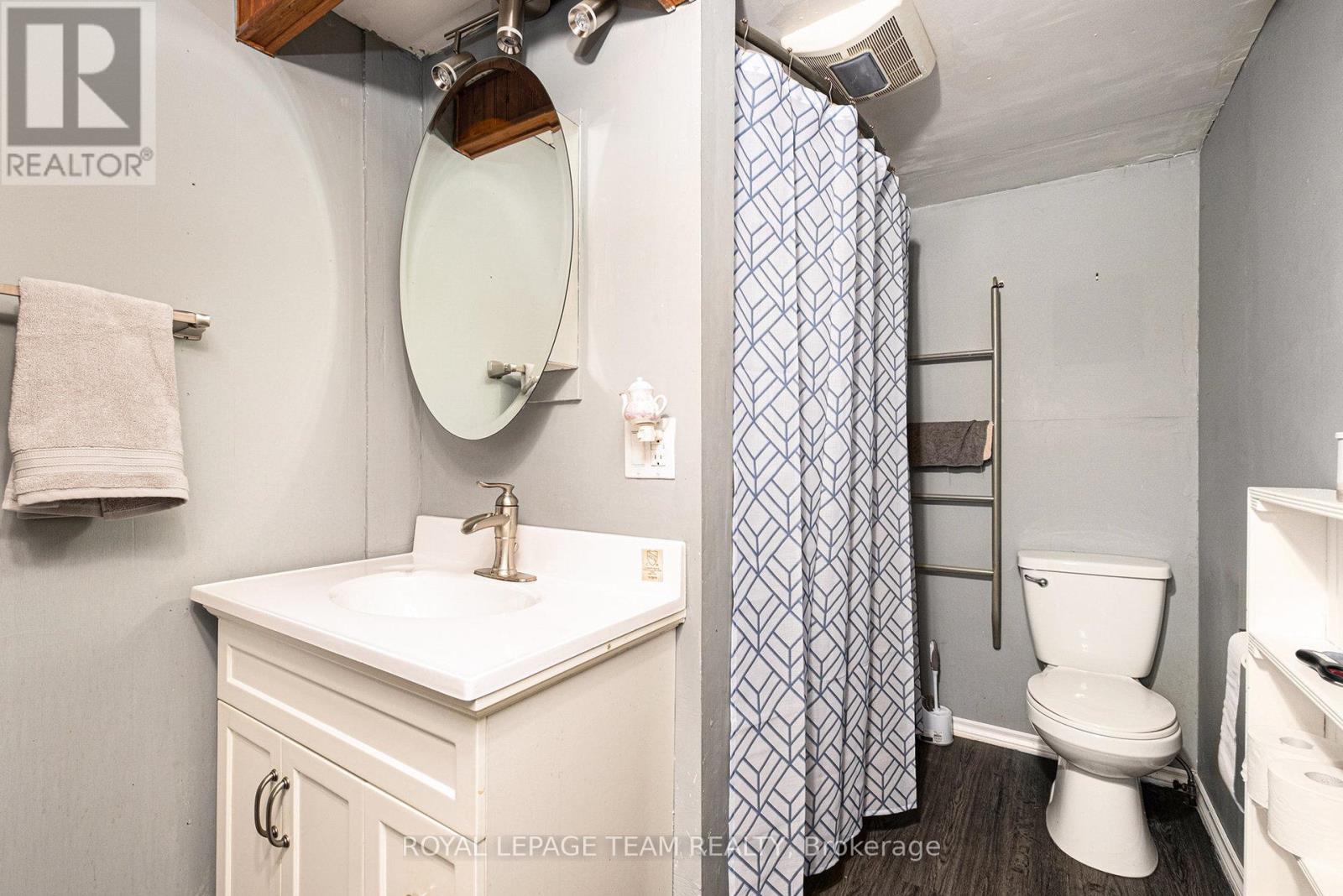 88 Bay Road, Rideau Lakes, Ontario K0G 1L0 - Photo 18 - X12556078