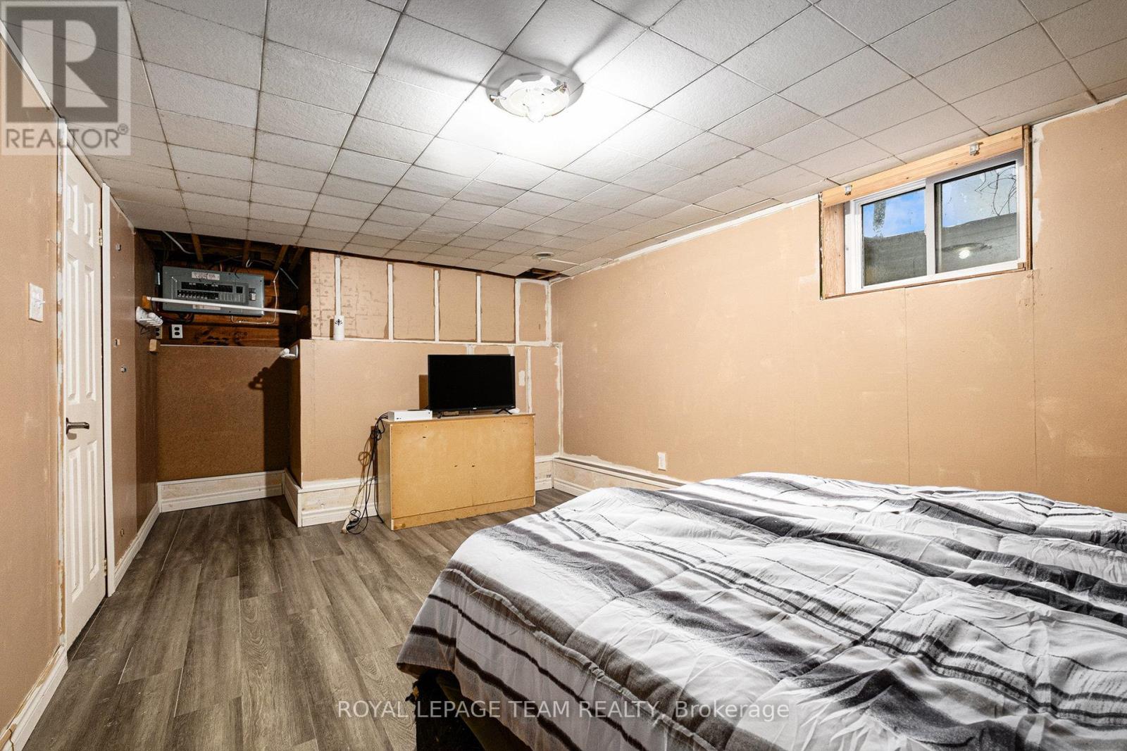 88 Bay Road, Rideau Lakes, Ontario K0G 1L0 - Photo 24 - X12556078