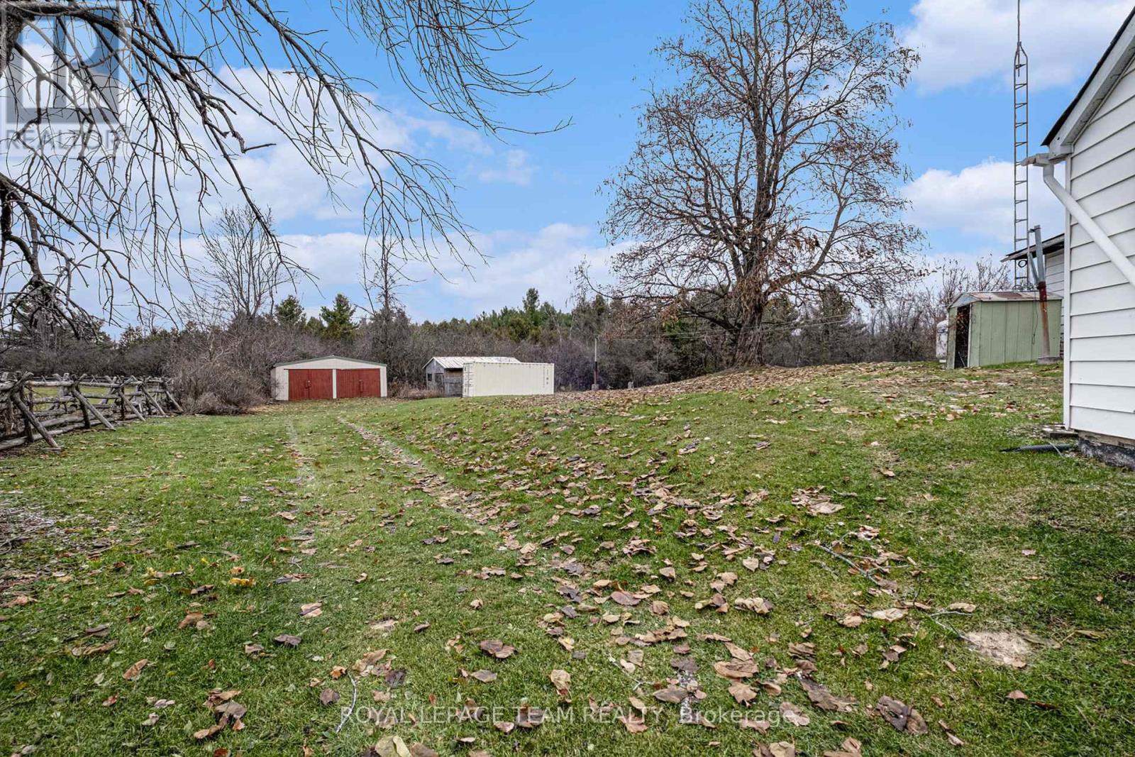 88 Bay Road, Rideau Lakes, Ontario K0G 1L0 - Photo 30 - X12556078