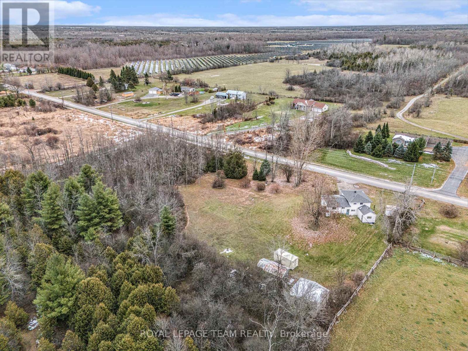 88 Bay Road, Rideau Lakes, Ontario K0G 1L0 - Photo 34 - X12556078