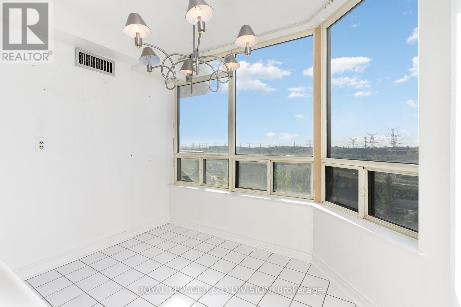 815 - 8501 Bayview Avenue, Richmond Hill, Ontario  L4B 3J7 - Photo 7 - N12555852