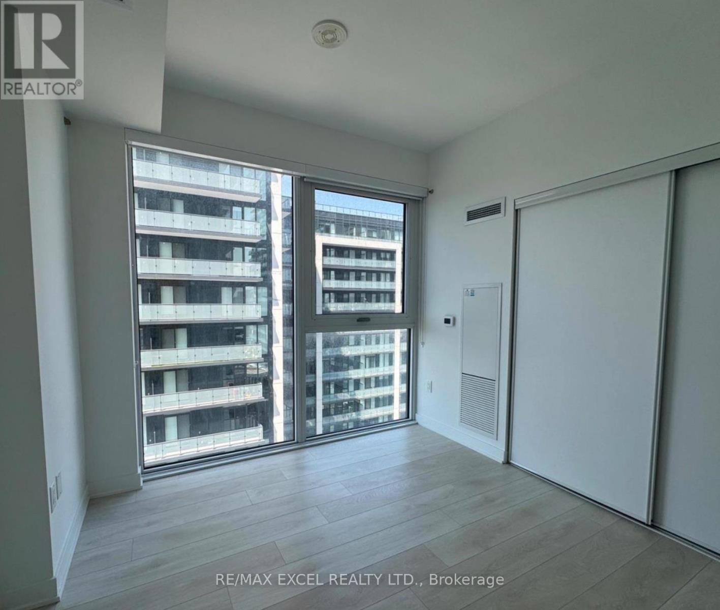 1204 - 95 Oneida Crescent, Richmond Hill, Ontario  L4B 0H5 - Photo 11 - N12555860