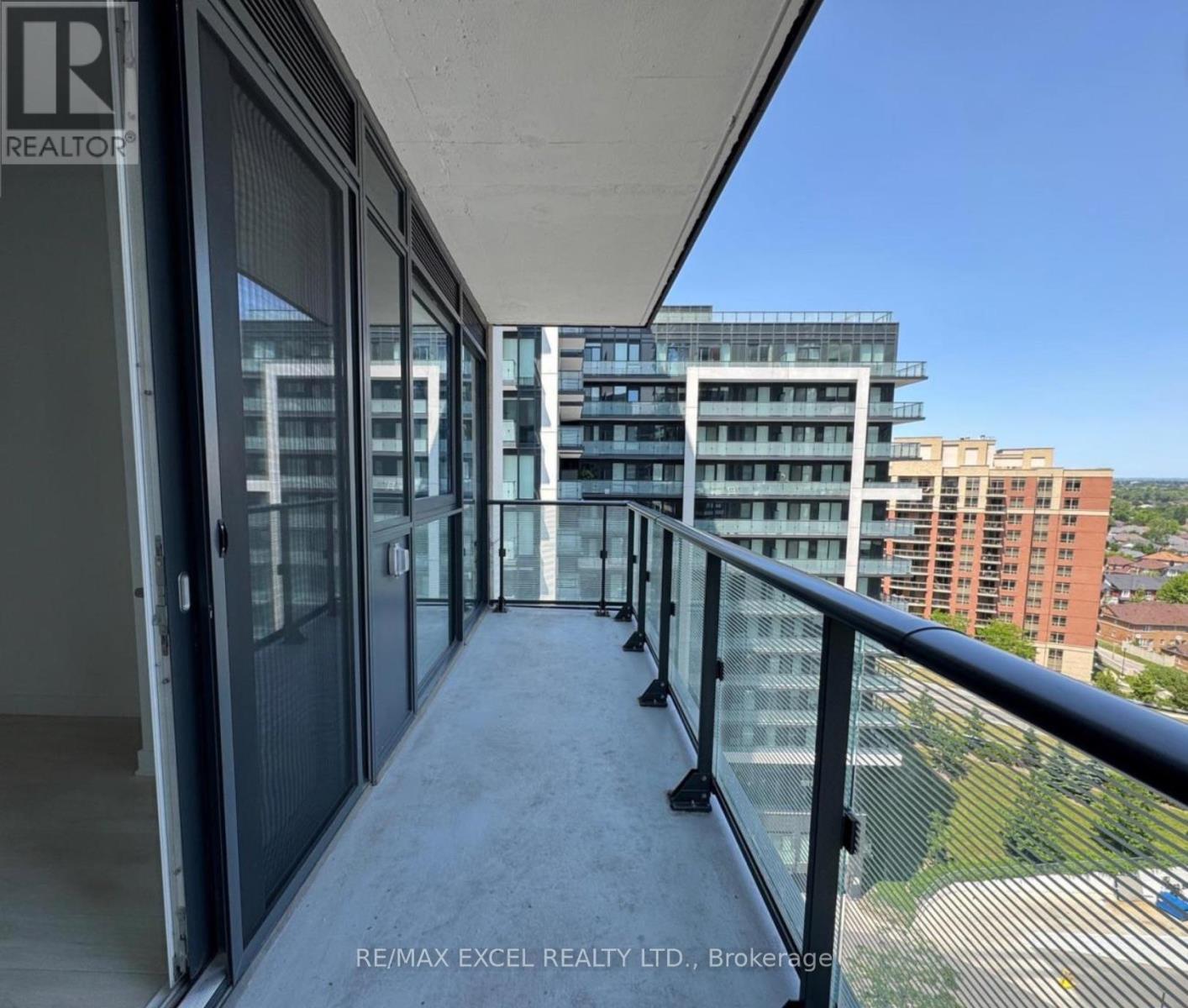 1204 - 95 Oneida Crescent, Richmond Hill, Ontario  L4B 0H5 - Photo 7 - N12555860