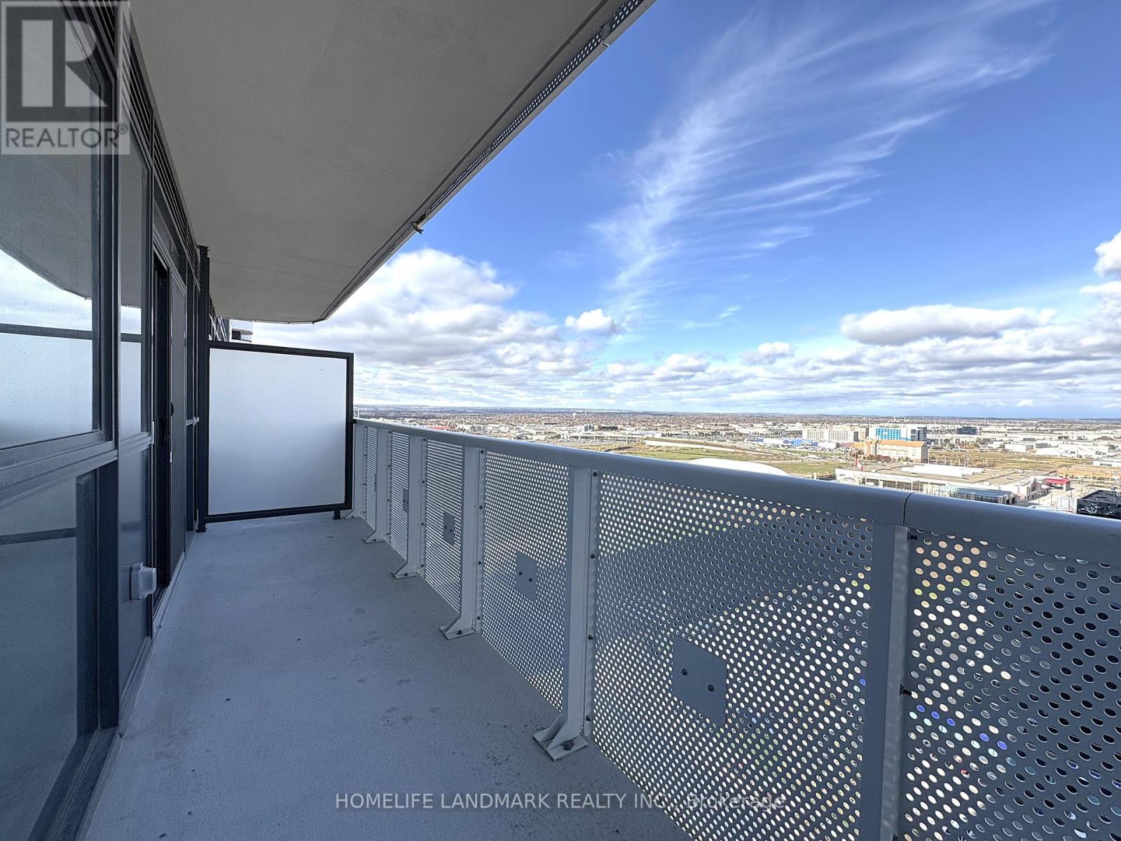 1905 - 8 Interchange Way, Vaughan, Ontario  L4K 5Z7 - Photo 18 - N12555908