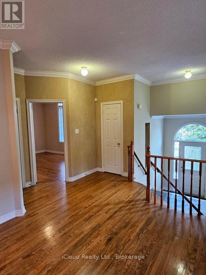 500 Stone Road, Aurora, Ontario L4G 6Z7 - Photo 5 - N12555210