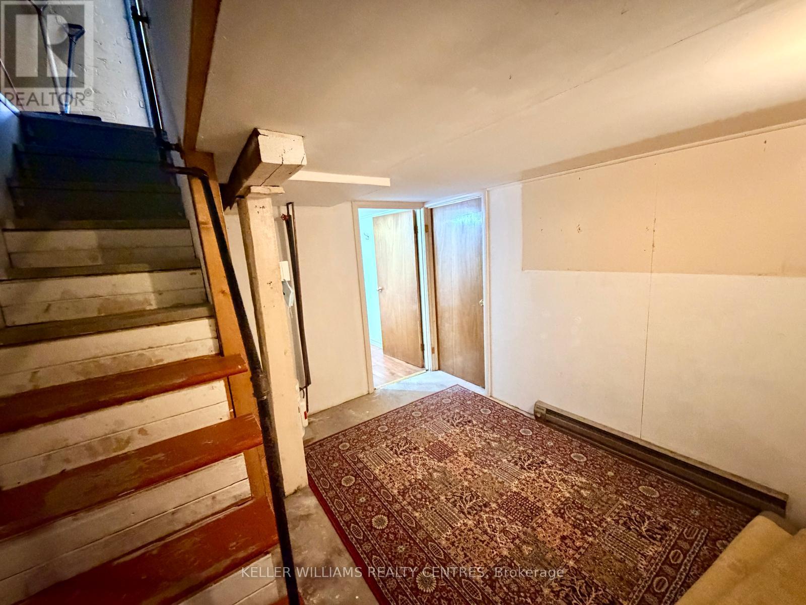 Unit B - 1 Simcoe Street, Penetanguishene, Ontario  L9M 1V2 - Photo 8 - S12555844