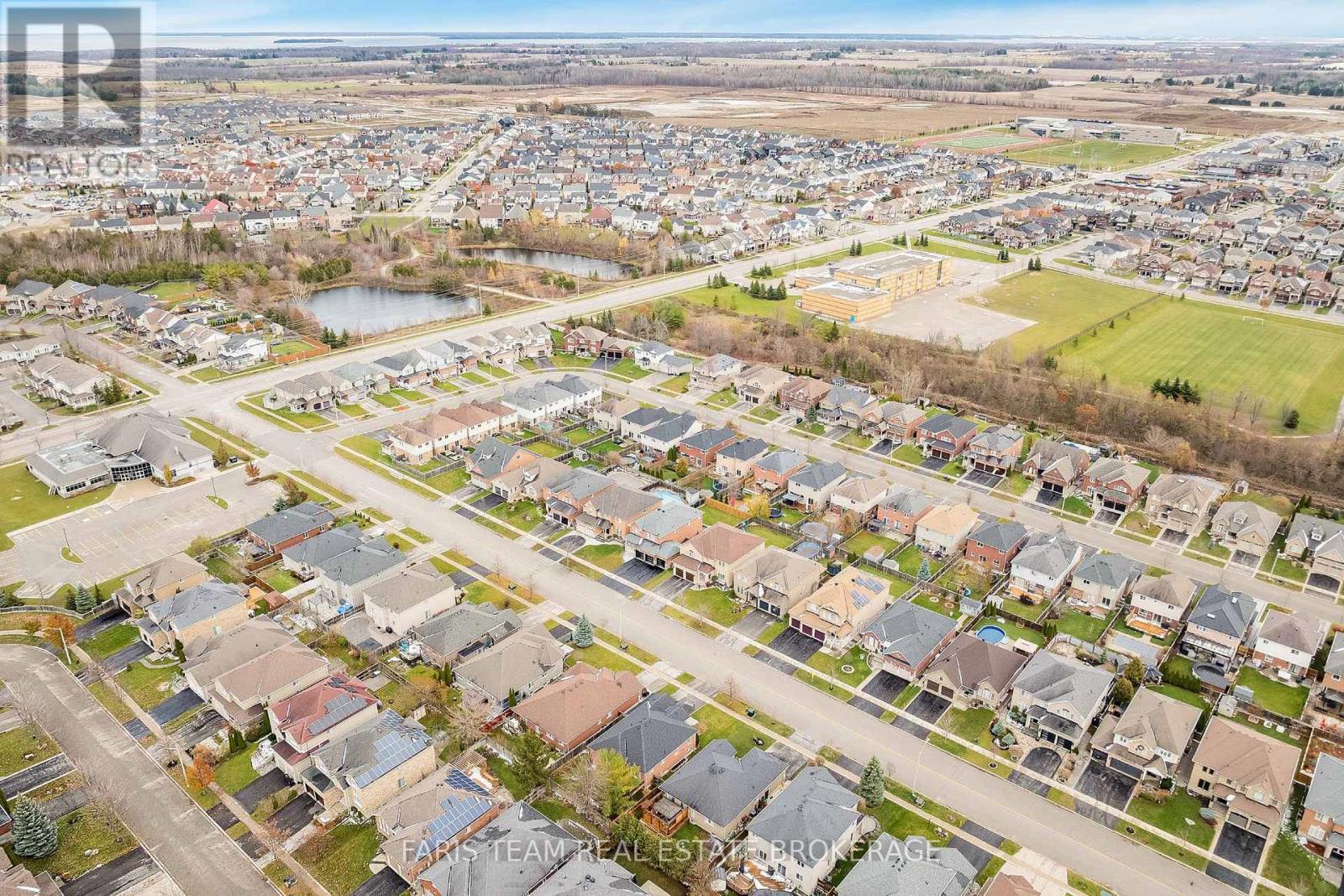 146 Sandringham Drive, Barrie (Innis-Shore), Ontario  L4M 0C9 - Photo 46 - S12555868