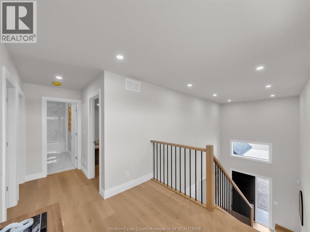 662 Linden, Lakeshore, Ontario N0R 1A0 - Photo 28 - 25029093