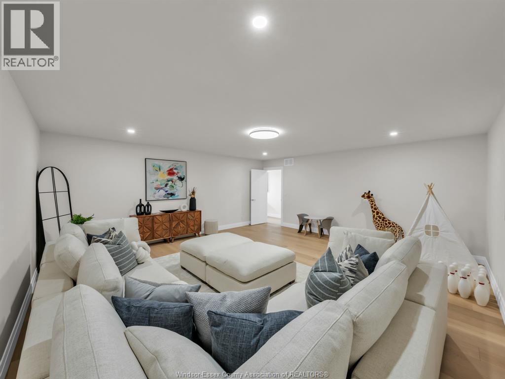 662 Linden, Lakeshore, Ontario N0R 1A0 - Photo 36 - 25029093