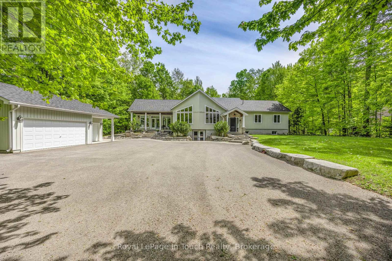 726 Pennorth Drive, Tiny, Ontario  L0L 2J0 - Photo 24 - S12555996