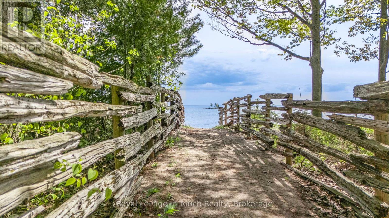 726 Pennorth Drive, Tiny, Ontario  L0L 2J0 - Photo 31 - S12555996