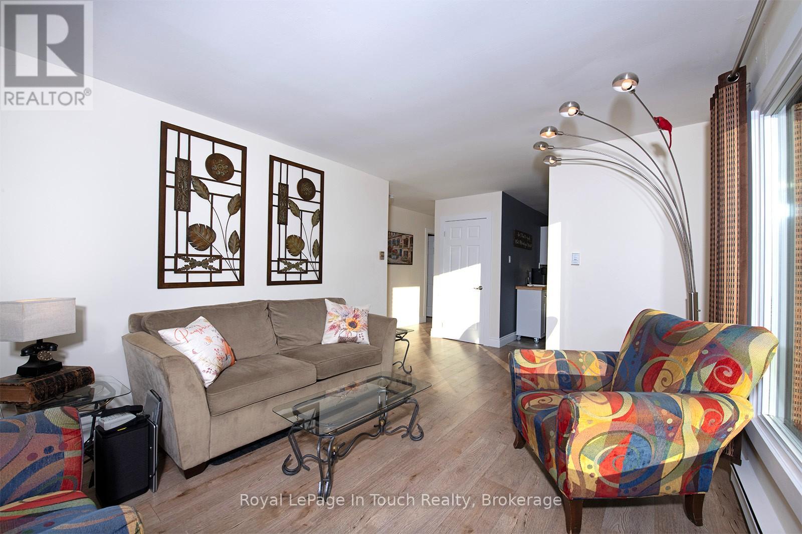 8 Cyril Martin Place, Severn (Coldwater), Ontario  L0K 1E0 - Photo 16 - S12556116