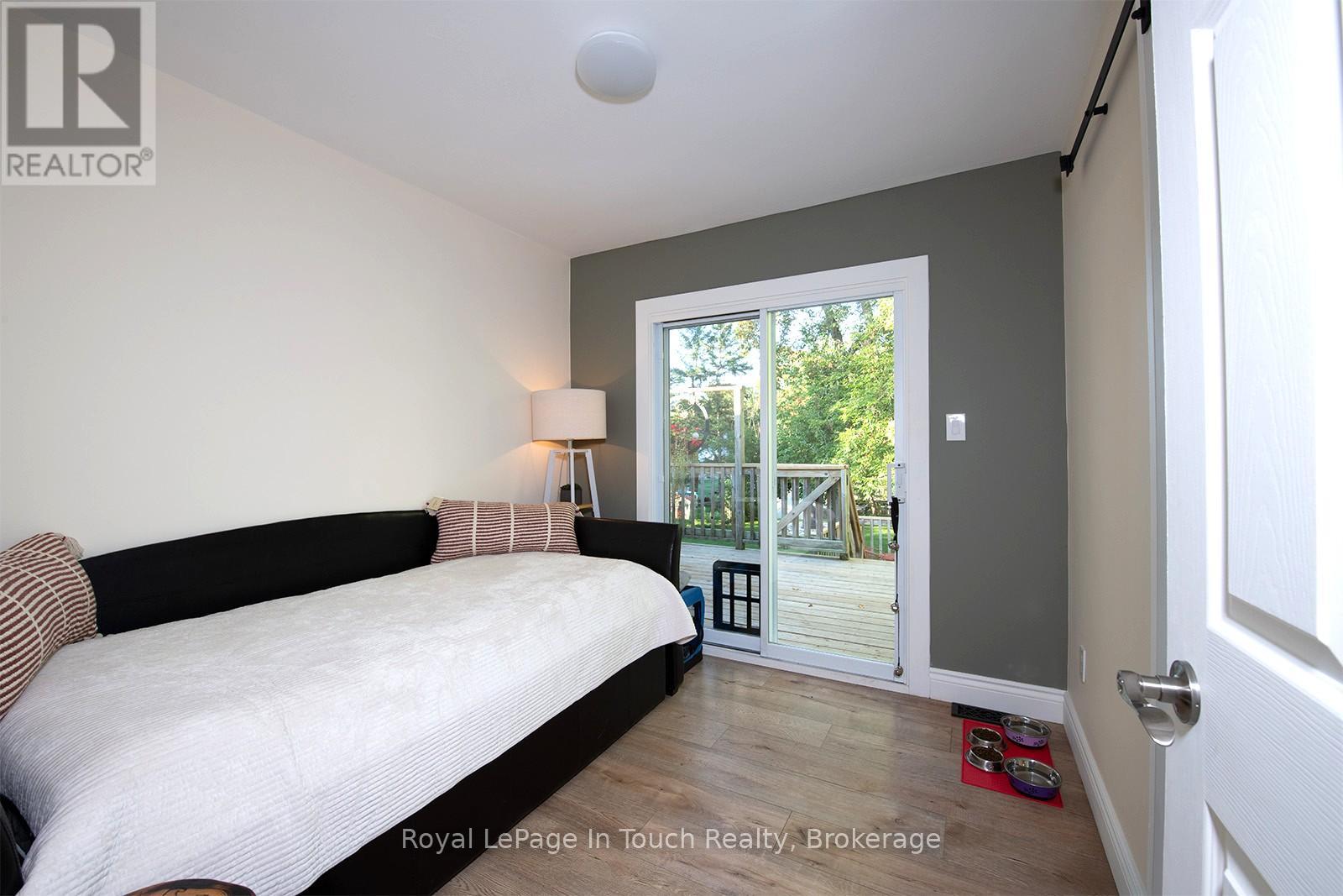 8 Cyril Martin Place, Severn (Coldwater), Ontario  L0K 1E0 - Photo 19 - S12556116