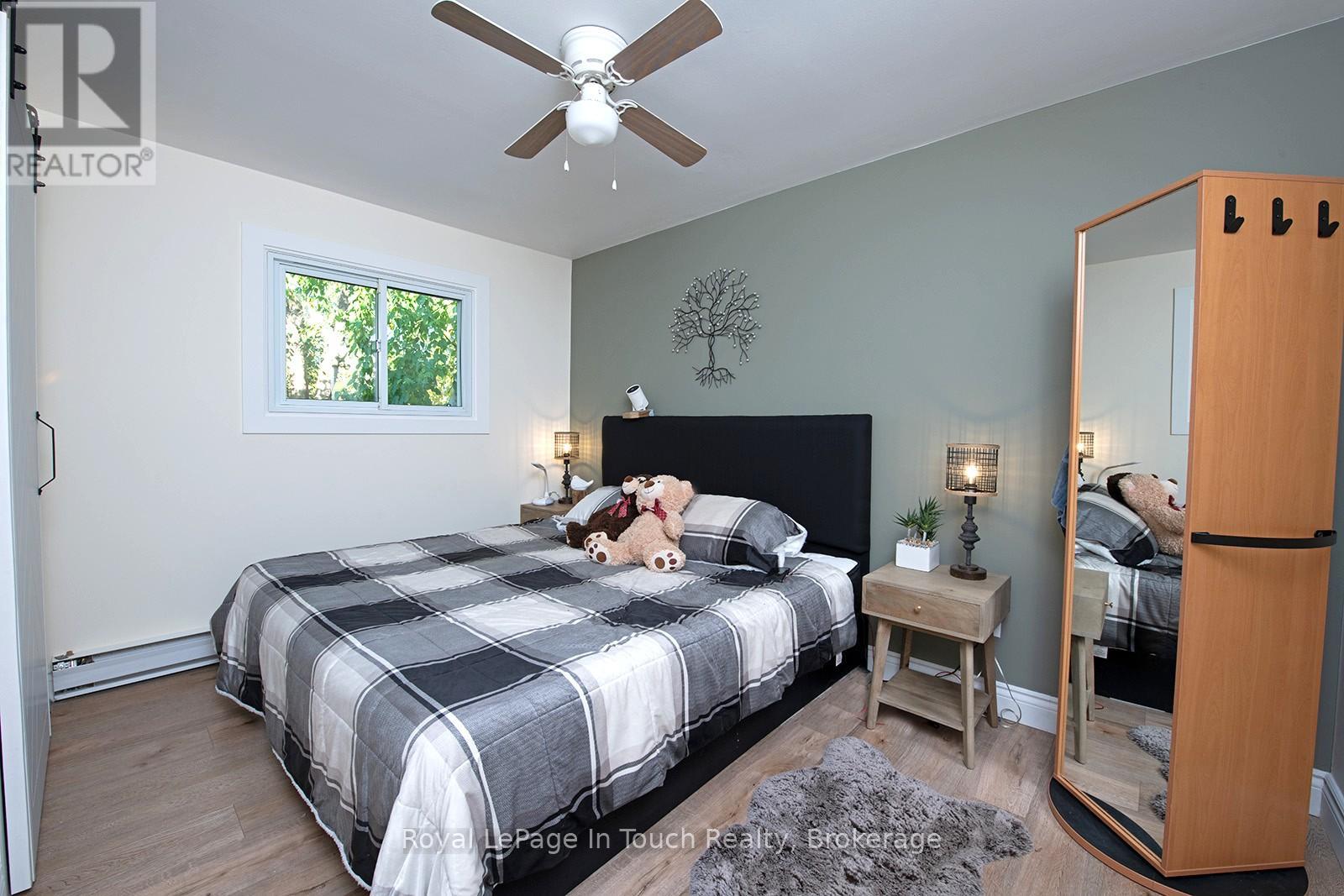 8 Cyril Martin Place, Severn (Coldwater), Ontario  L0K 1E0 - Photo 20 - S12556116